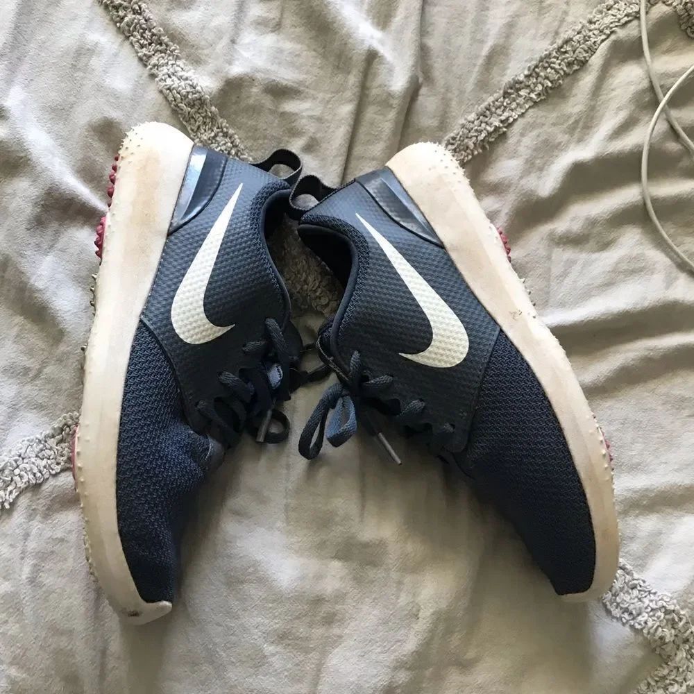 Nike golf shoes 7.5 great condition